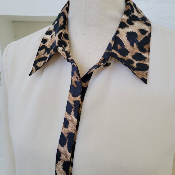 White Button Down Top Small Animal Print Blouse Shirt Ivory George Simonton Says - Picture 2 of 6
